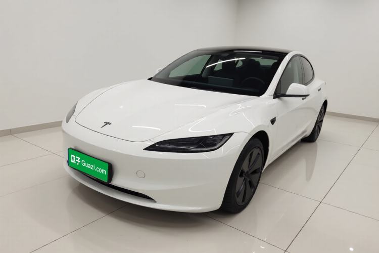 Tesla Model 3 2025 Model Revised Rear-Wheel-Drive Version