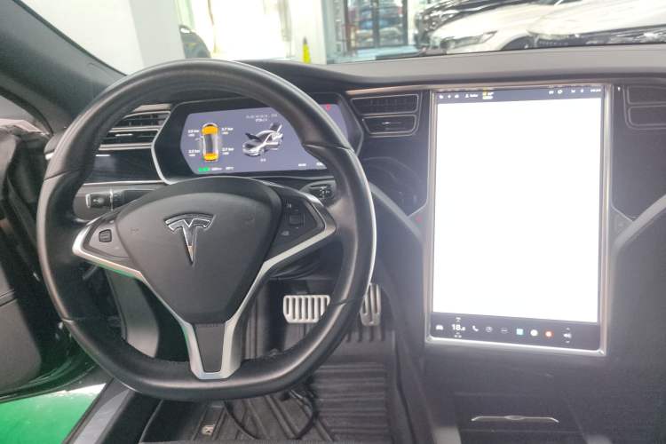 Used Tesla Model S 2017 S 75D Standard Range Edition Center Console