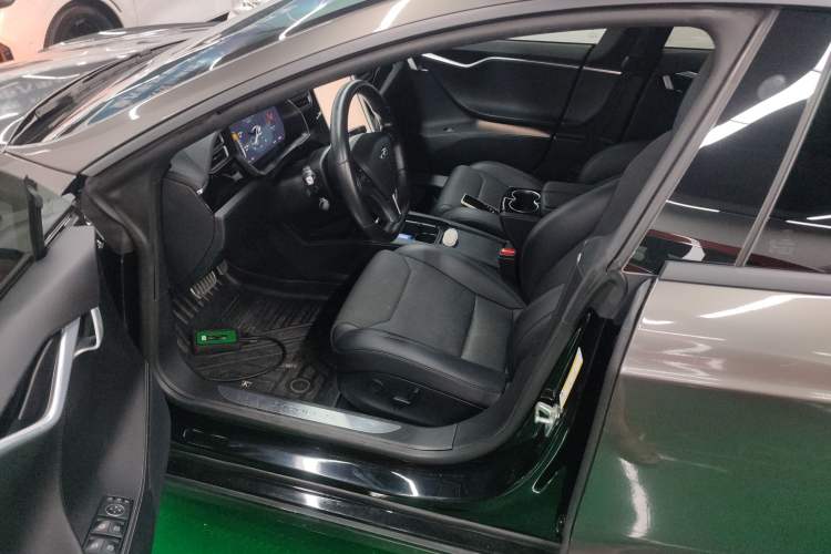 Used Tesla Model S 2017 S 75D Standard Range Edition Left Front Seat