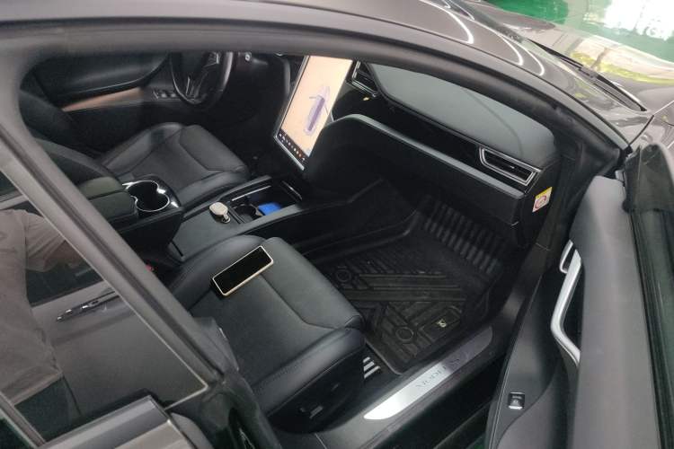 Used Tesla Model S 2017 S 75D Standard Range Edition Right Front Seat