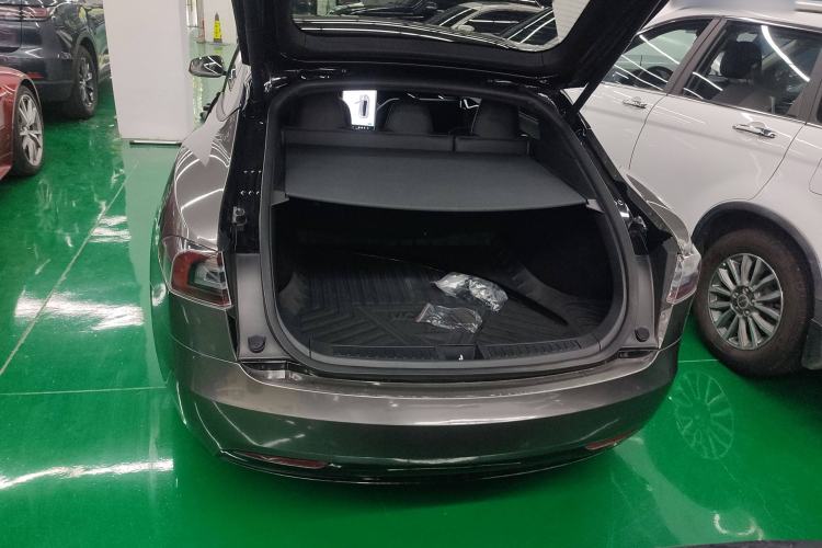Used Tesla Model S 2017 S 75D Standard Range Edition Trunk