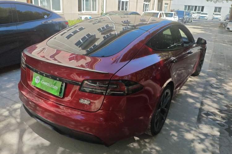 Used Tesla Model S 2023 Three-Motor All-Wheel-Drive Plaid Version Exterior 5