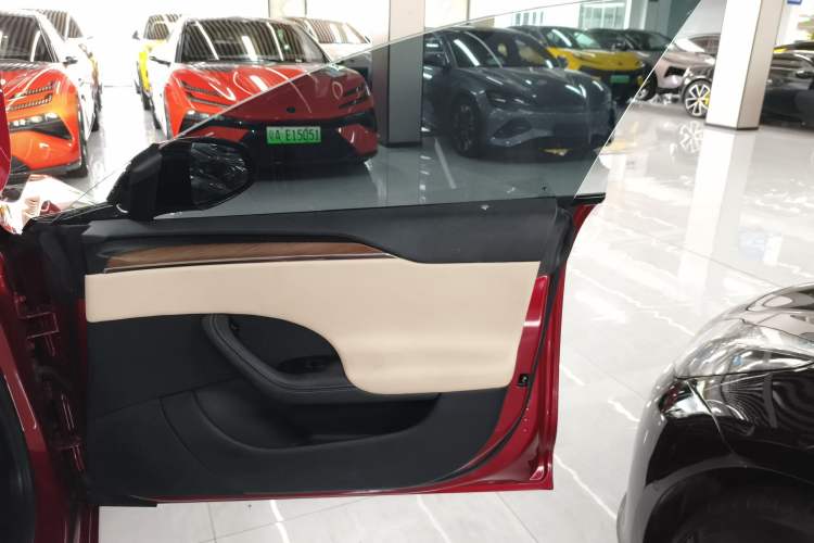Used Tesla Model S 2023 Dual-Motor All-Wheel-Drive Version Right Front Door Interior