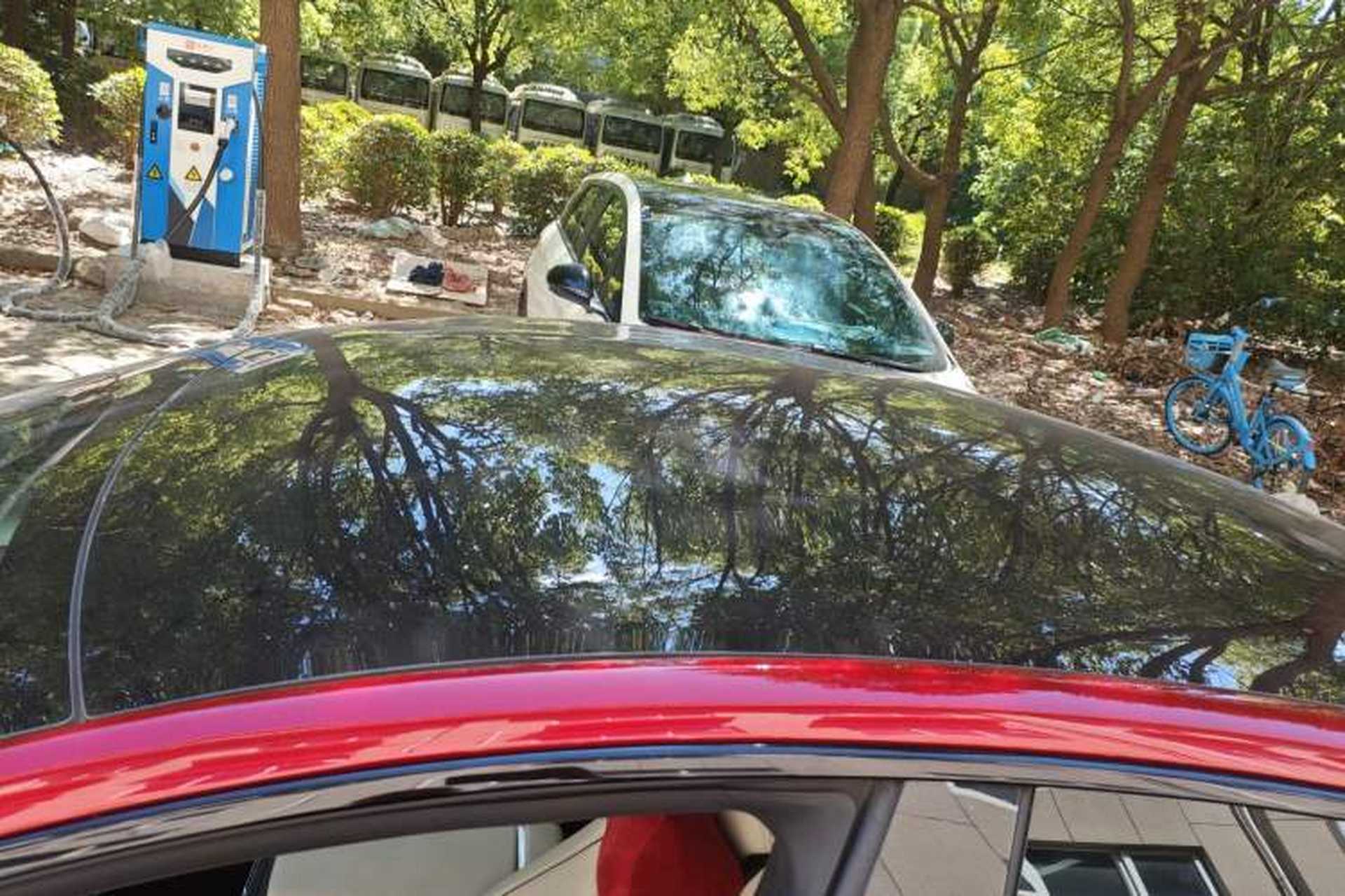 Used Tesla Model S 2023 Three-Motor All-Wheel-Drive Plaid Version Roof