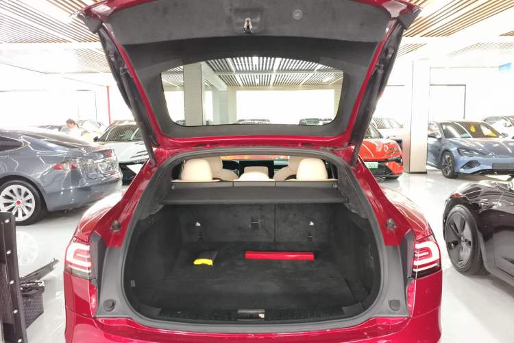 Used Tesla Model S 2023 Dual-Motor All-Wheel-Drive Version Trunk