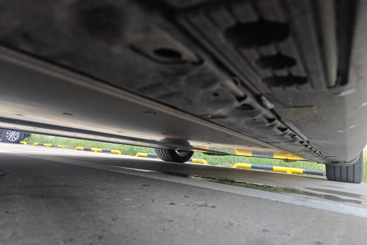 Used Tesla Model S 2014 S 85 Chassis Front Left
