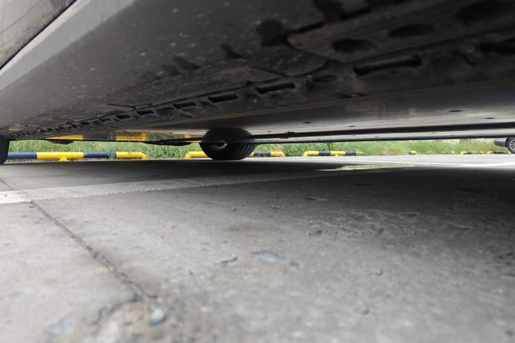 Used Tesla Model S 2014 S 85 Chassis Front Right