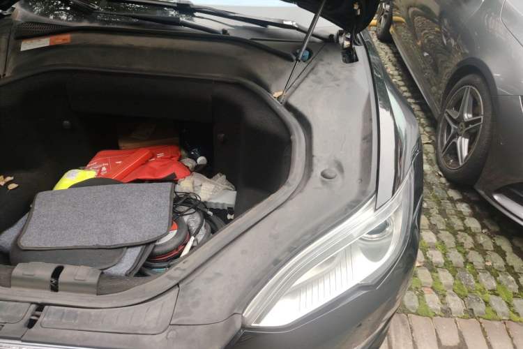 Used Tesla Model S 2014 S P85 Engine Bay Left