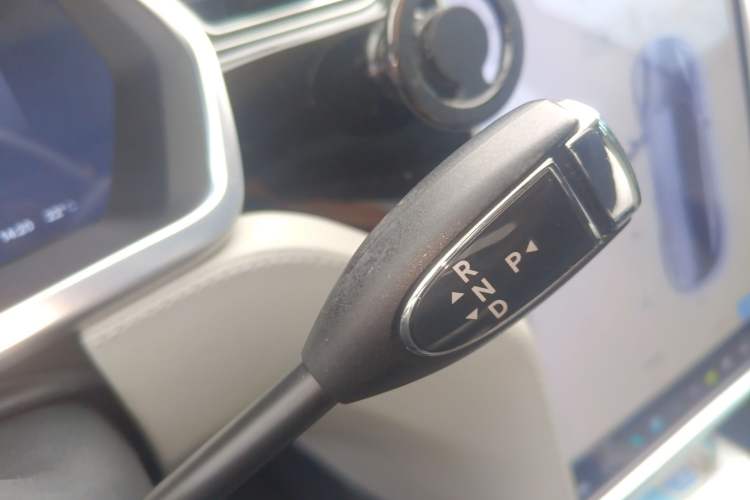 Used Tesla Model S 2014 S 85 Gear Lever