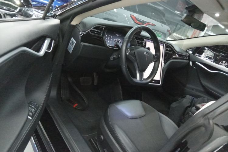 Used Tesla Model S 2014 S 85 Interior 3