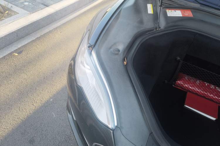 Used Tesla Model S 2014 S P85 Right Front Headlight