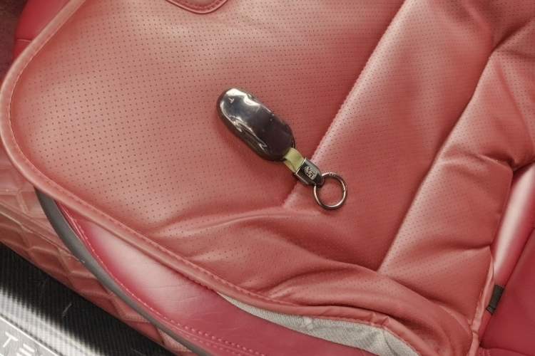 Used Tesla Model S  Vehicle Key