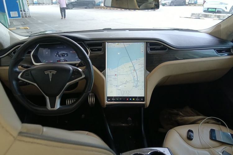 Used Tesla Model S 2014 S P85 Center Console