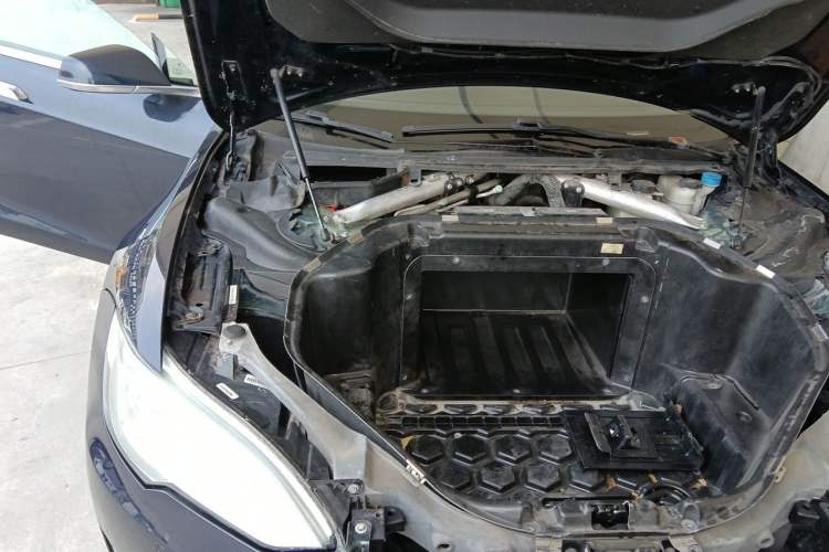 Used Tesla Model S 2014 S P85 Engine Bay Right