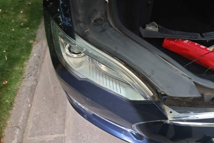 Used Tesla Model S 2014 S P85 Right Front Headlight