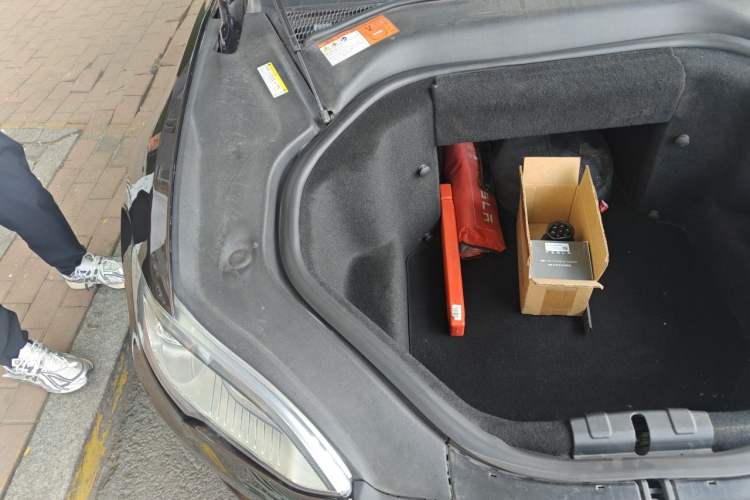 Used Tesla Model S 2014 S P85 Engine Bay Right