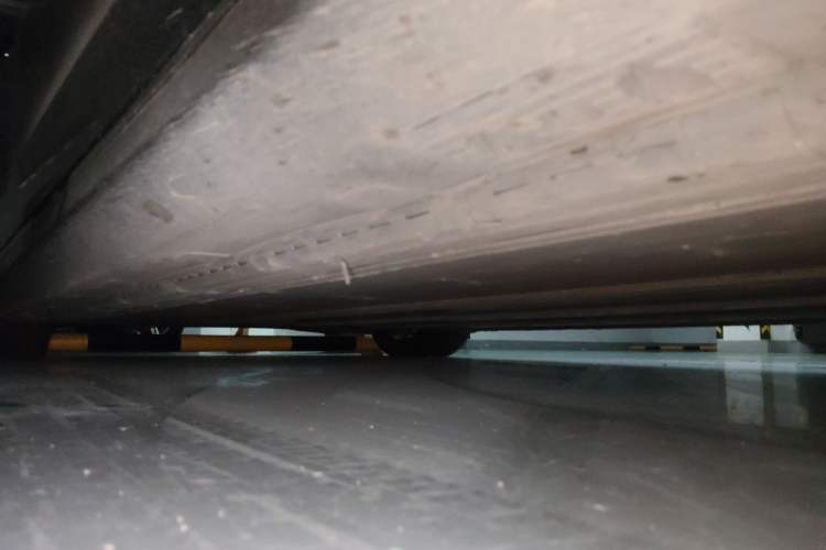 Used Tesla Model S 2014 S P85 Chassis Front Right