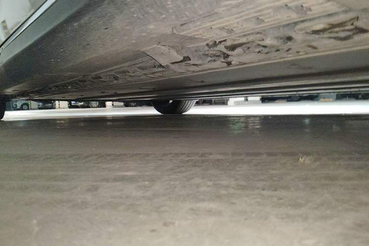 Used Tesla Model S 2014 S 85 Chassis Front Right