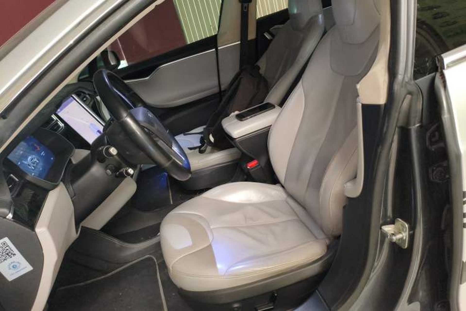 Used Tesla Model S 2014 S P85 Left Front Seat