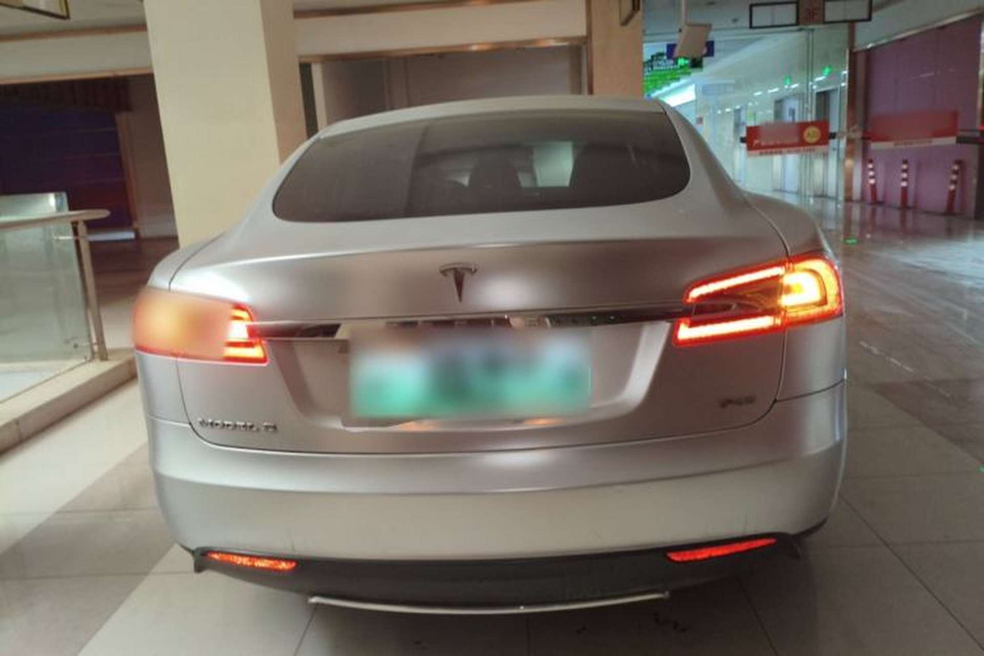 Used Tesla Model S 2014 S P85 Rear
