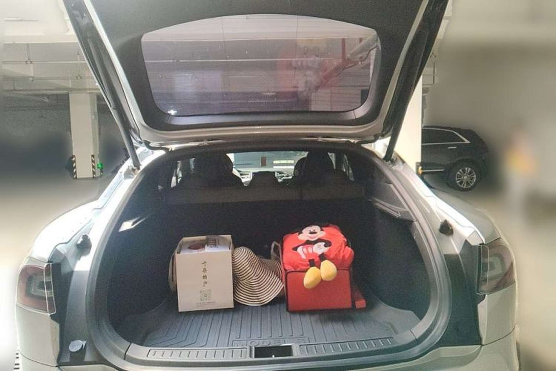 Used Tesla Model S 2014 S 85 Trunk