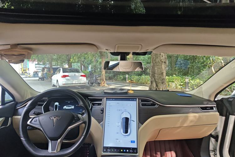 Used Tesla Model S 2014 S 85 Center Console