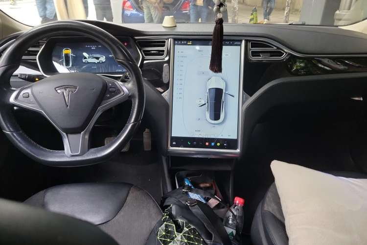 Used Tesla Model S 2014 S 85 Center Console