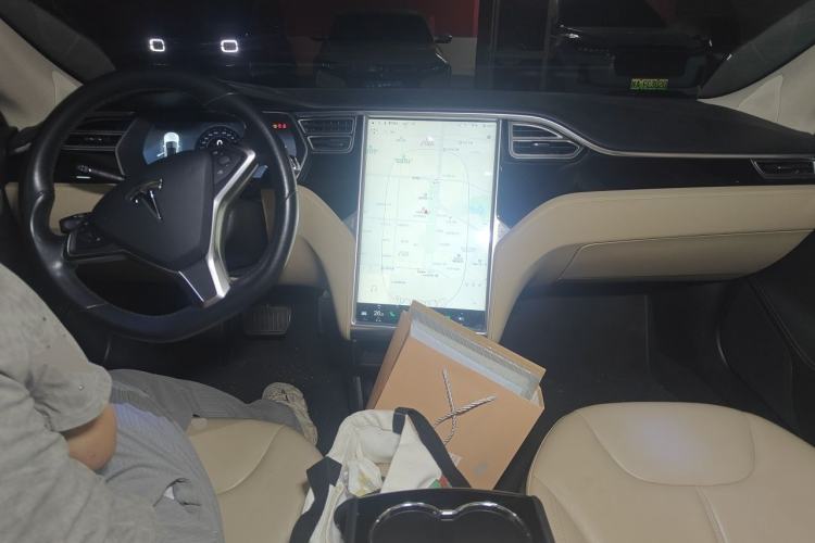 Used Tesla Model S 2014 S 85 Center Console