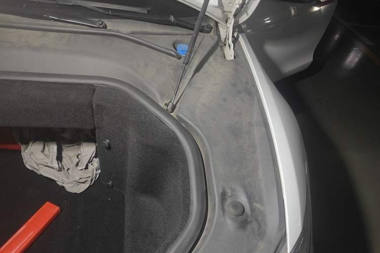 Used Tesla Model S 2014 S 85 Engine Bay Left