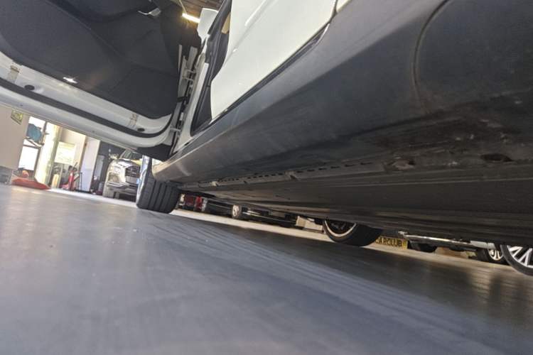 Used Tesla Model S 2014 S P85 Left Side Sill