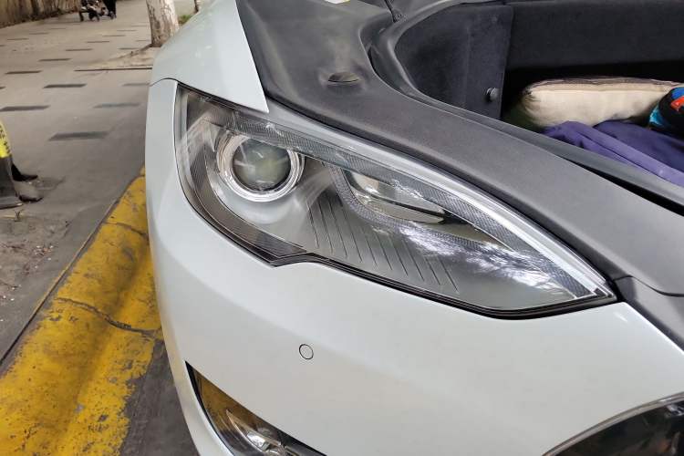 Used Tesla Model S 2014 S 85 Right Front Headlight