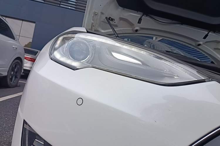 Used Tesla Model S 2014 S P85 Right Front Headlight