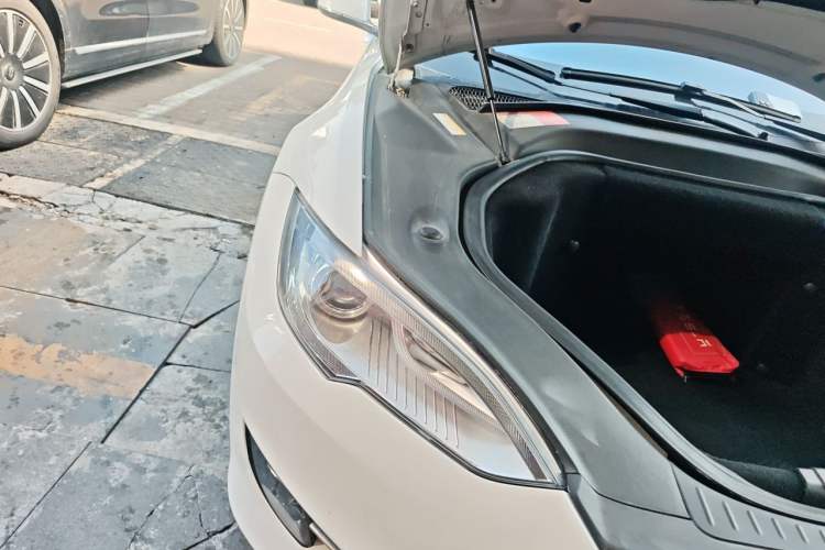 Used Tesla Model S 2014 S 85 Right Front Headlight