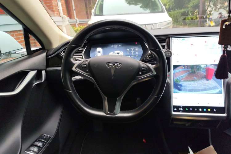 Used Tesla Model S 2014 S 85 Steering Wheel