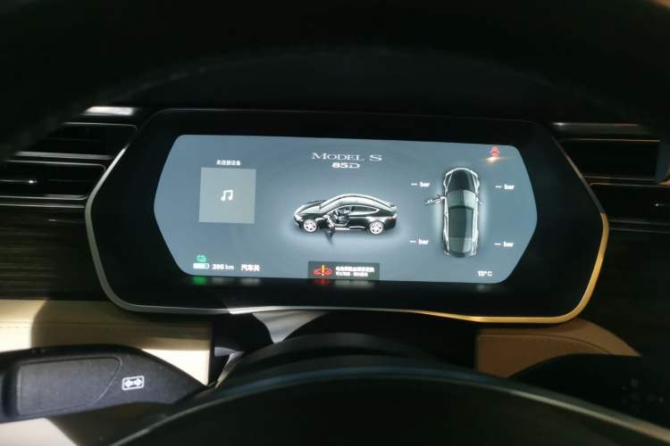 Used Tesla Model S 2015 S 85D Instrument Cluster