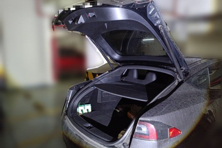 Used Tesla Model S 2015 S P85D Trunk