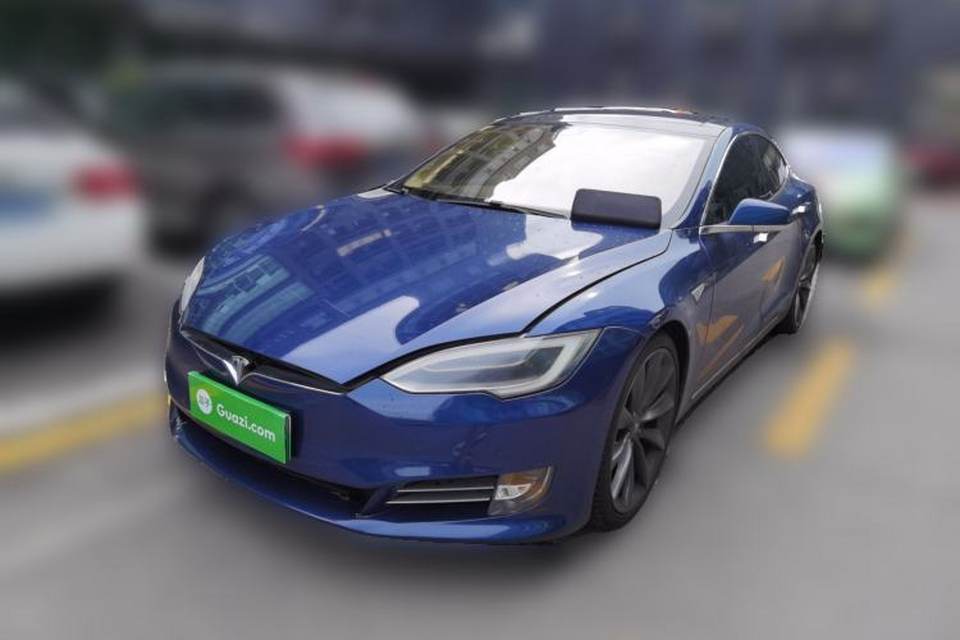Tesla Model S 2015