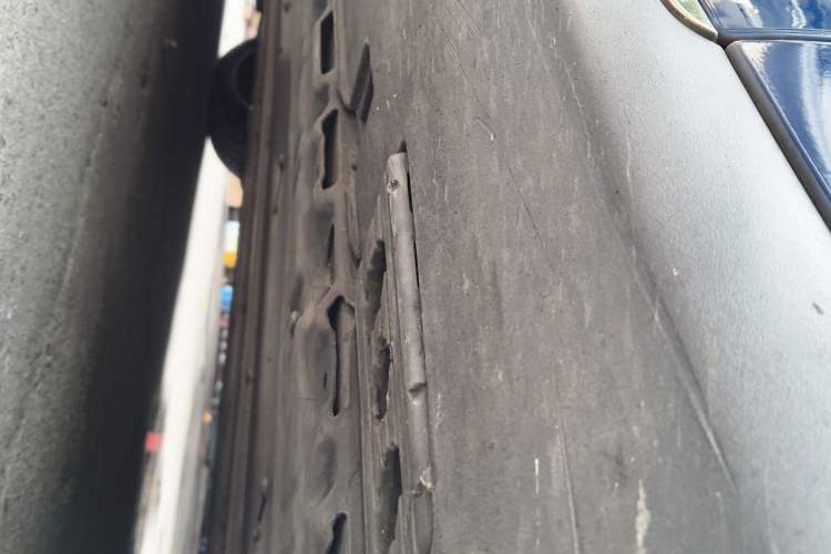 Used Tesla Model S 2015 S P85D Chassis Front Right