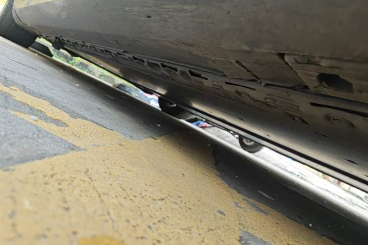 Used Tesla Model S 2015 S 85D Chassis Front Right