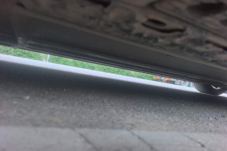 Used Tesla Model S 2015 S 70D Chassis Rear Right