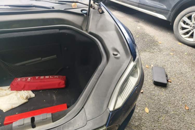 Used Tesla Model S 2015 S 70 Engine Bay Left