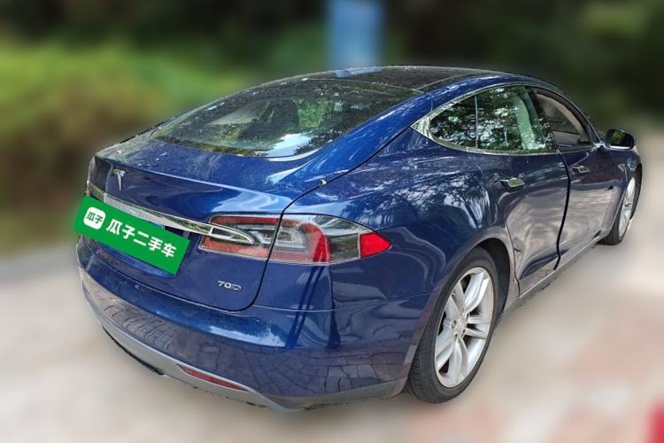 Used Tesla Model S 2015 S 70D Rear Right 45 Deg