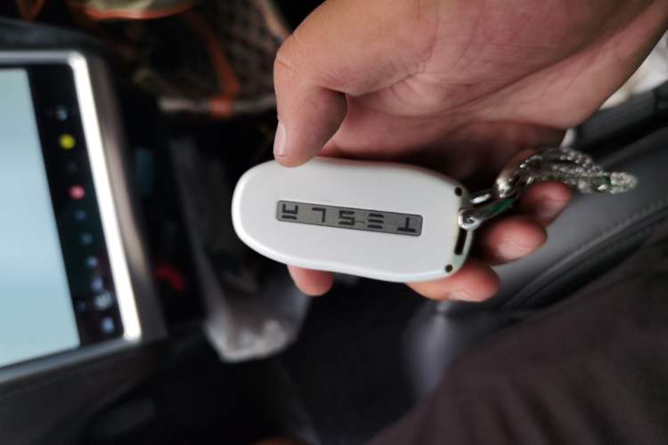 Used Tesla Model S 2015 S 70D Vehicle Key