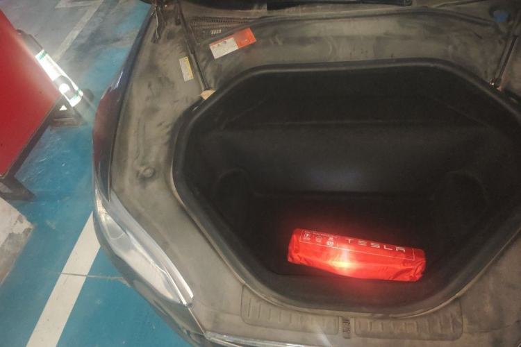 Used Tesla Model S 2015 S 70D Engine Bay Right