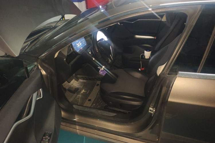 Used Tesla Model S 2015 S 70D Left Front Seat