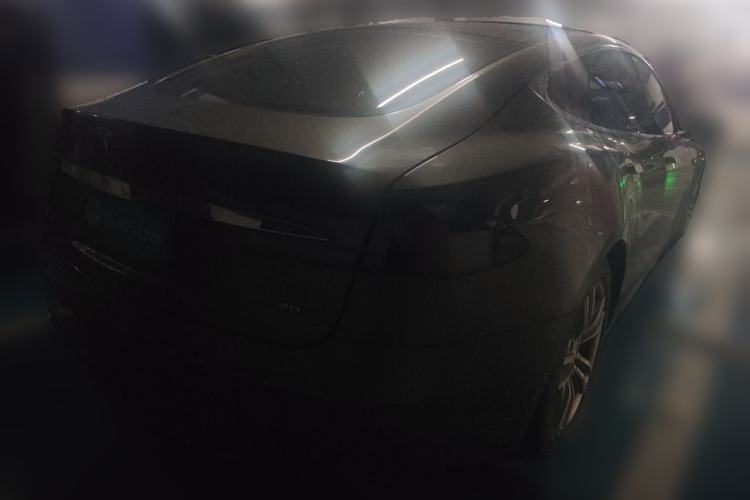 Used Tesla Model S 2015 S 70D Rear Right 45 Deg