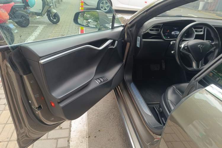 Used Tesla Model S 2015 S 70D Driver Seat