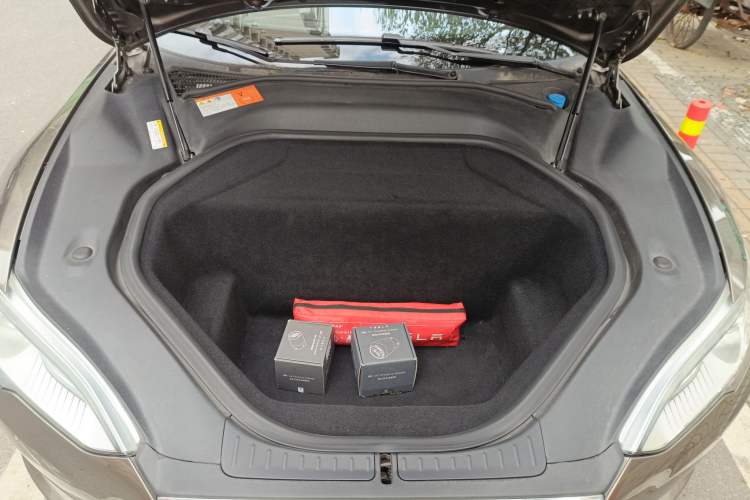 Used Tesla Model S 2015 S 70D Engine Bay