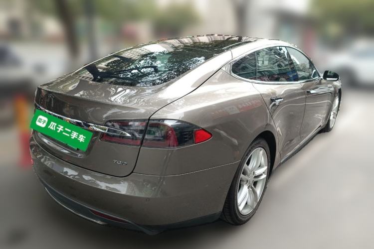Used Tesla Model S 2015 S 70D Rear Right 45 Deg