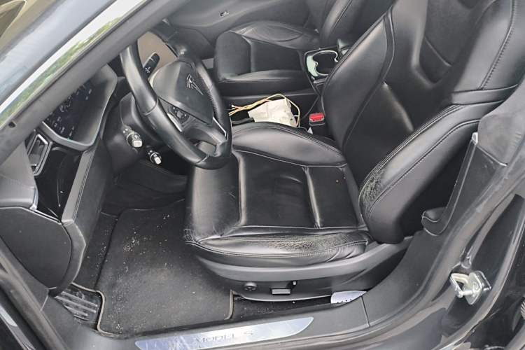 Used Tesla Model S 2015 S P85D Left Front Seat